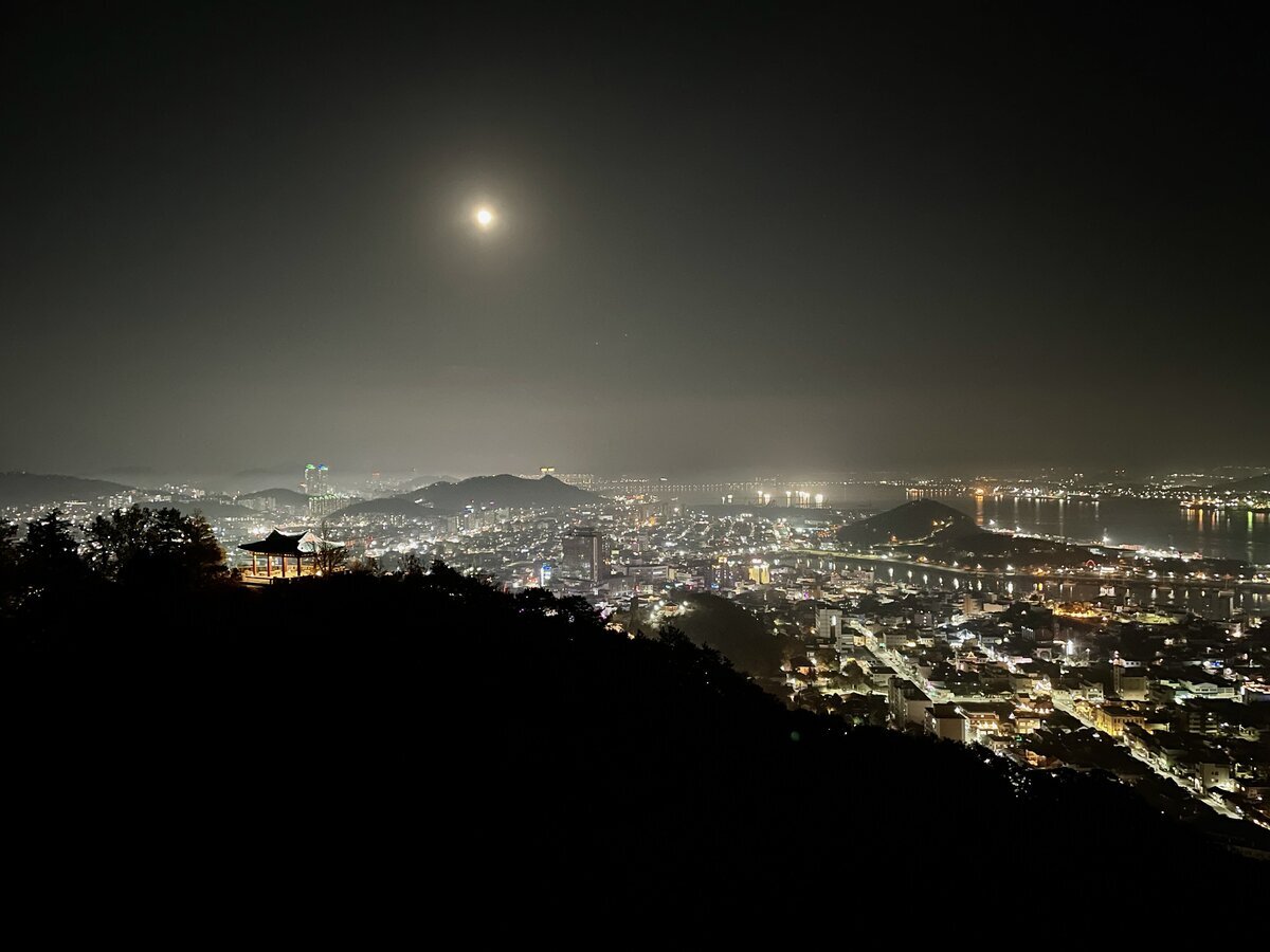 유달산 케이블카 승강장 야경