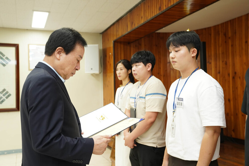 (08.01.회의실) 8월 정례조회